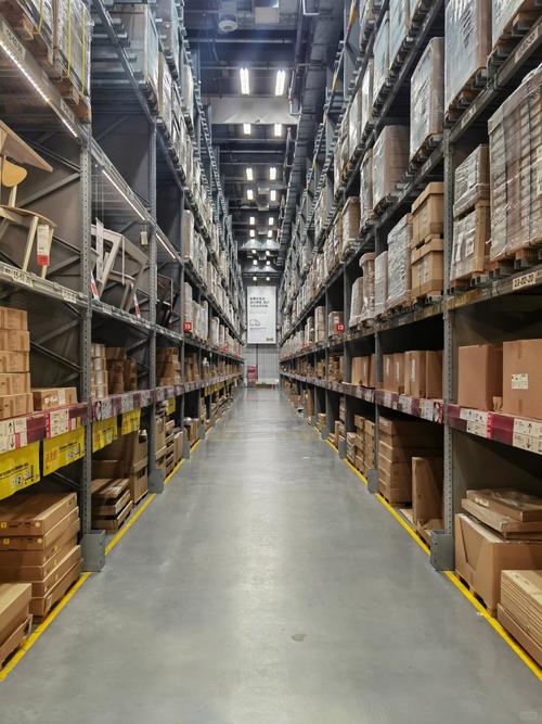 管理是一家专注优集于小商品,小百货,文具办公,玩具童车工厂